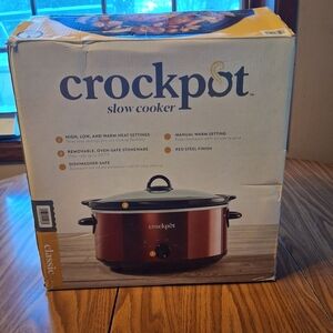 Red Slow Cooker